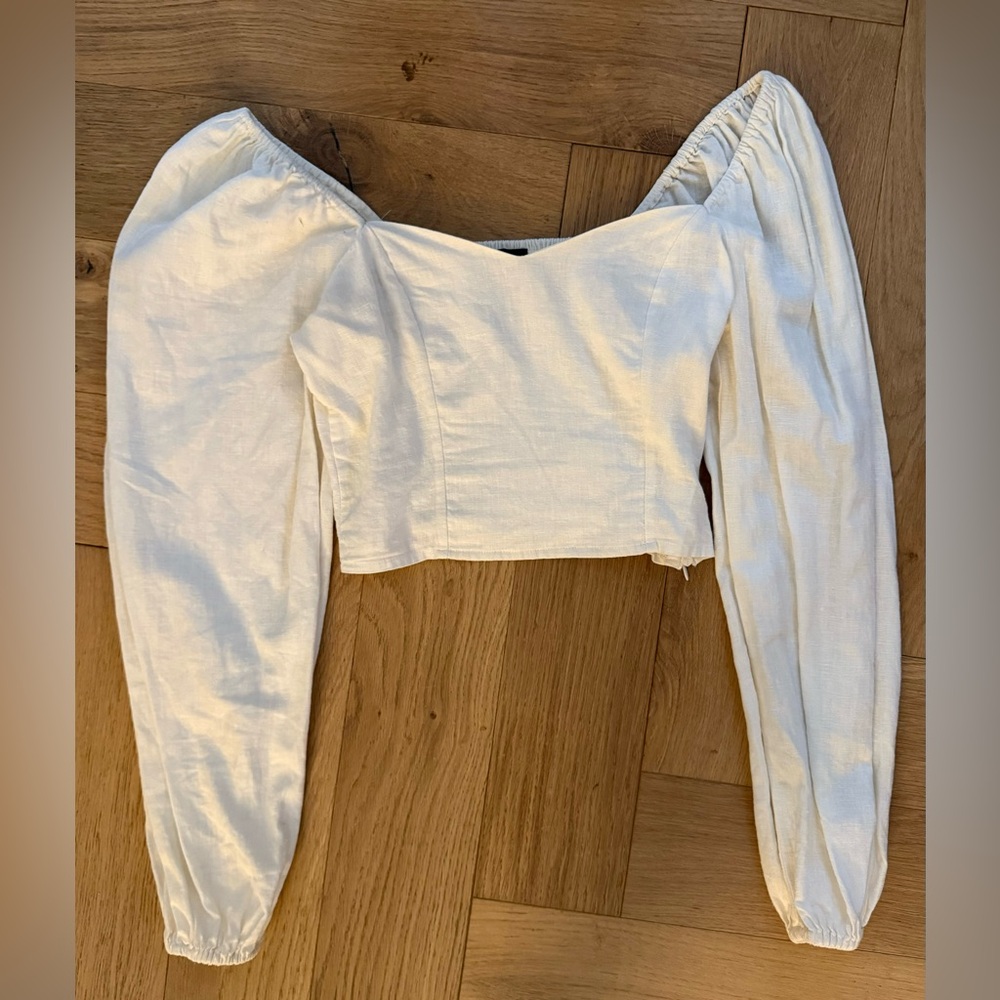 Forever21 | Puffed Sweetheart Longsleeve Crop Top | S